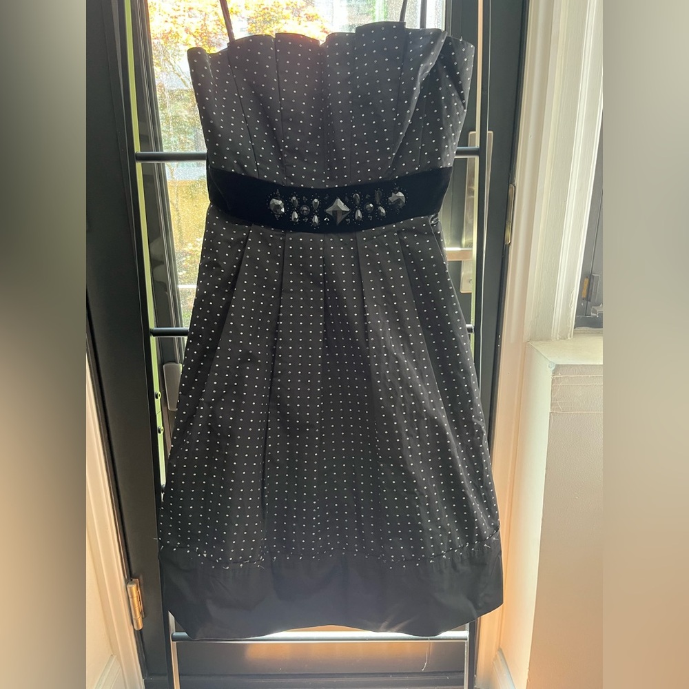 BCBGMaxAzria Black and White Strapless Cocktail Dress